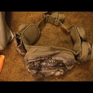 Hunting utility belt
